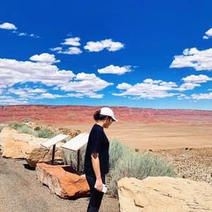 Meet your Posher, Hien